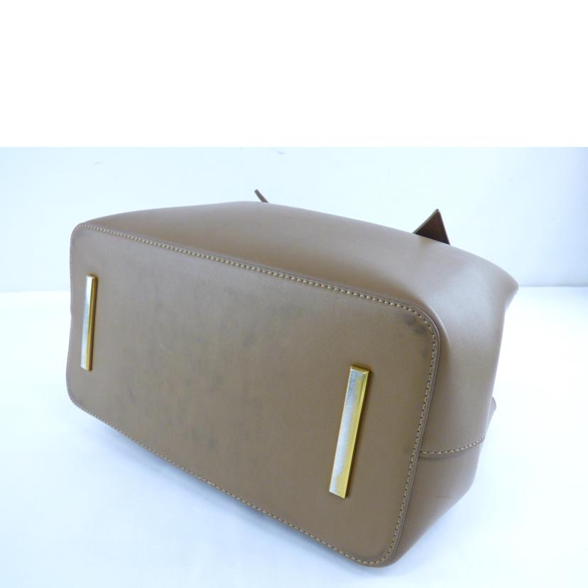 CHARLES&KIETH チャールズ&キース/トートバッグ//BCランク/64