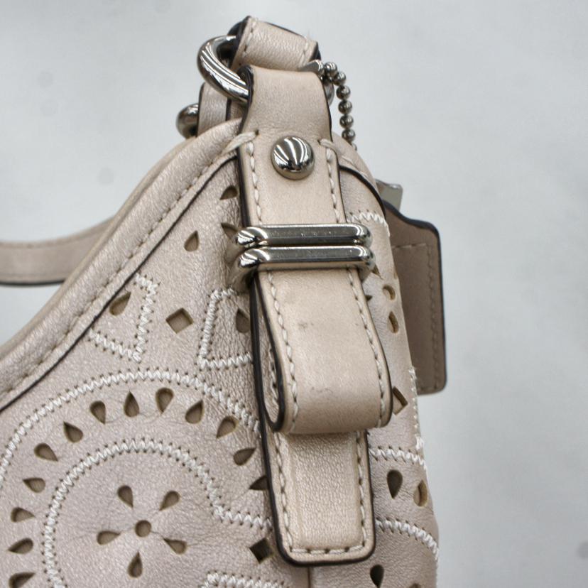 COACH コーチ/マディソンマギー パンチングレザートート/F19625//A14**/Aランク/70