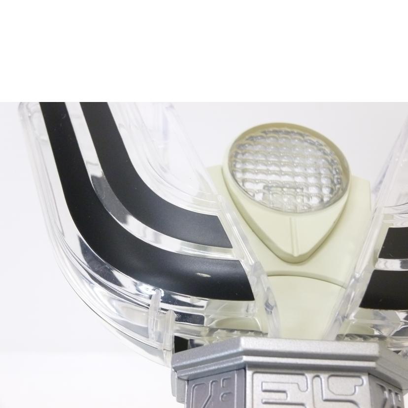 BANDAI バンダイ/ULTRA REPLICA -ウルトラレプリカ- ブラックスパークレンス 25th Anniversary ver.&スパークレンス CAMEARRA ver. 「ウルトラマンティガ THE FINAL ODYSSEY」 プレミアムバンダイ限定/2585501//ABランク/88