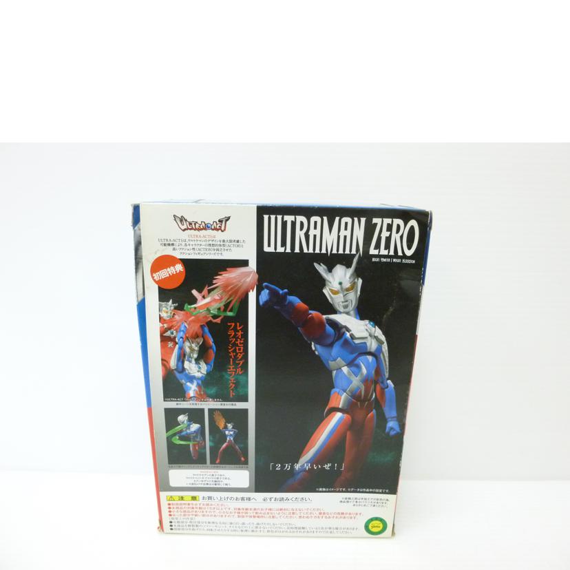 BANDAI バンダイ/ULTRA-ACT ウルトラマンゼロ 「大怪獣バトル ウルトラ銀河伝説 THE MOVIE」 初回特典(レオゼロダブルフラッシャーエフェクト)付/2221622//ABランク/88