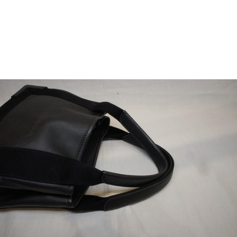 BALENCIAGA バレンシアガ/ネイビーカバスXS/パンチングレザーブラック/390346//ABランク/92