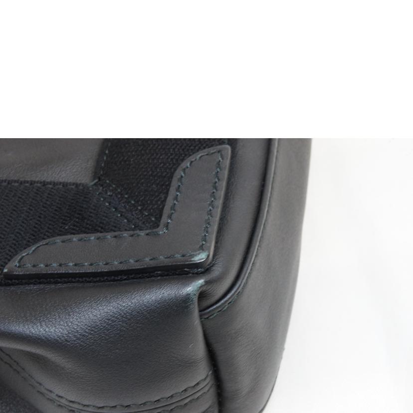 BALENCIAGA バレンシアガ/ネイビーカバスXS/パンチングレザーブラック/390346//ABランク/92