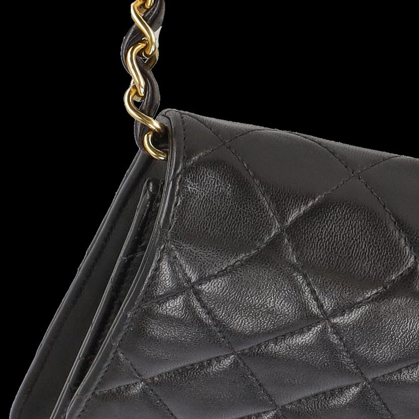 CHANEL シャネル/マトラッセラムスキンプッシュロックチェーンショルダー//334****/Aランク/75