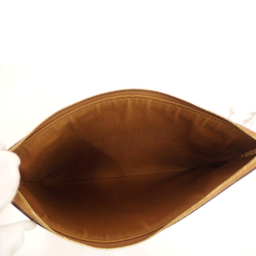 CELINE セリーヌ/ロゴトリオンフクラッチバッグ//ABランク/82