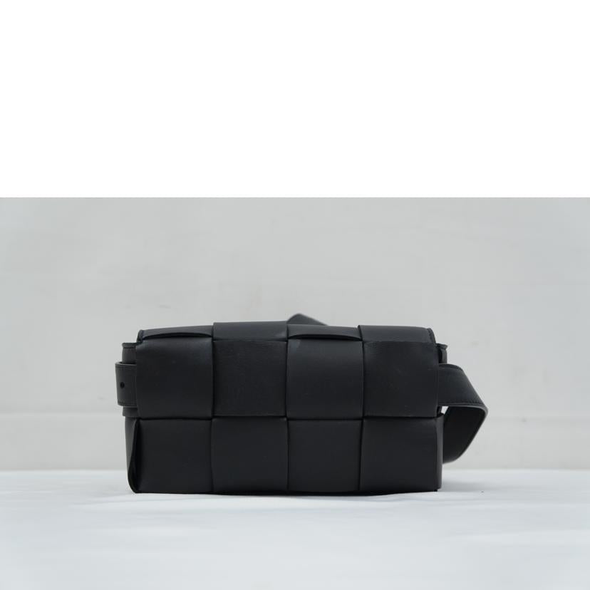 BOTTEGA ボッテガヴェネタ/カセット ボディバック//Aランク/67