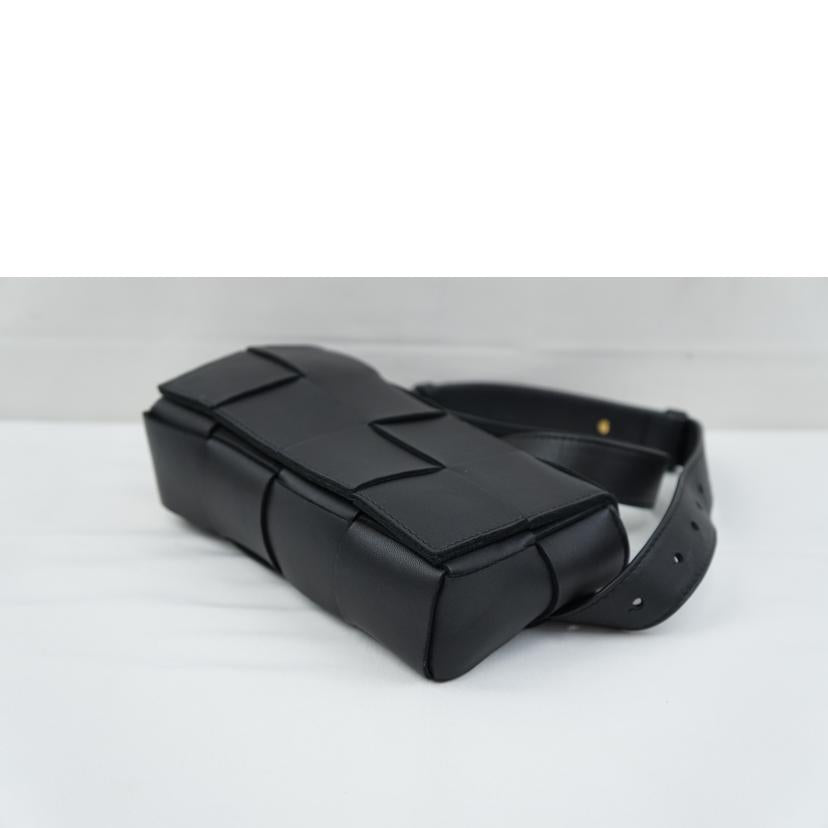 BOTTEGA ボッテガヴェネタ/カセット ボディバック//Aランク/67