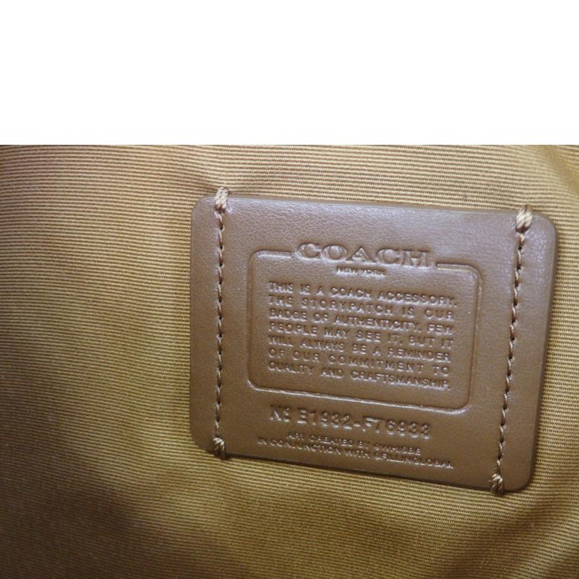 COACH コーチ/ガミー/ベアプリント/セカンドバッグ/F76933//E19**/Aランク/84