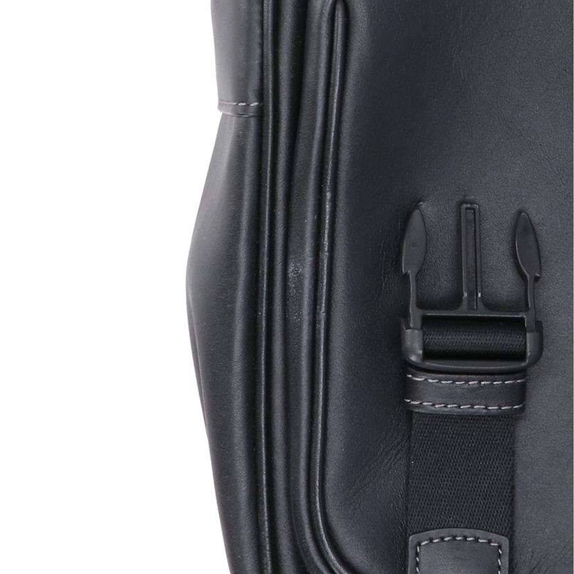 COACH コーチ/レザーメッセンジャーバッグ/ブラック/UC110//J24**/ABランク/18