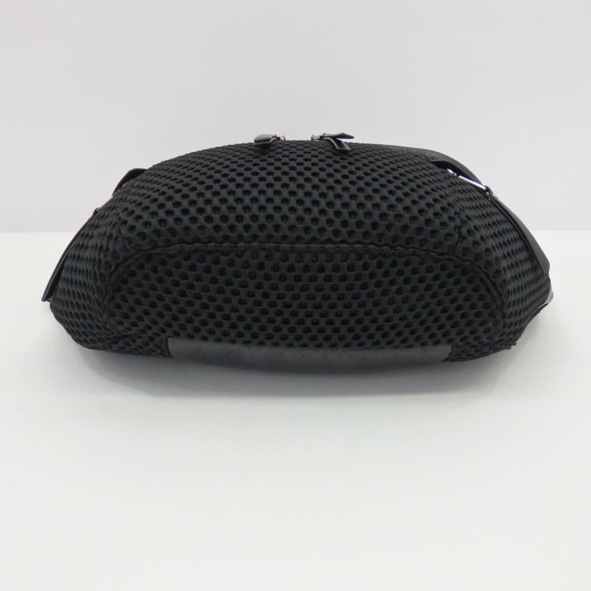 PECHINCHAR ペシンシャ/メッシュボディバッグ//Aランク/77