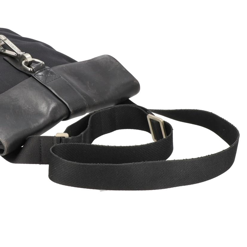 LOEWE ロエベ/レザーフラップ/ショルダーバッグ/ブラック//Bランク/18