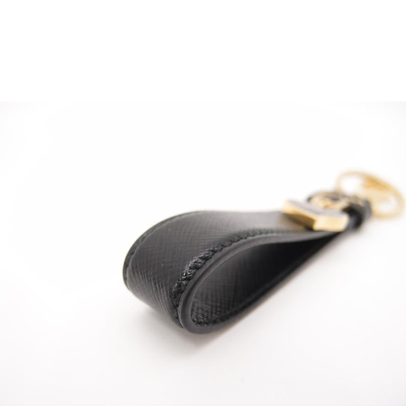 PRADA プラダ/ハートキーホルダー/ブラック//Aランク/69