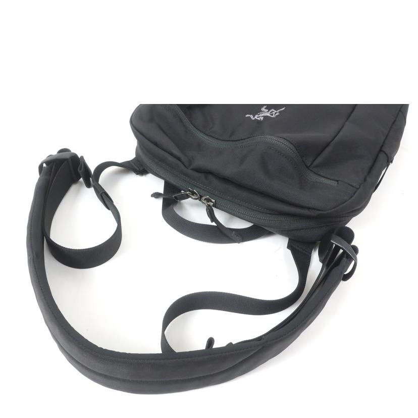 ARC‘TERYX アークテリクス/ショルダーバッグ ブラック/11T-00127209//Aランク/65