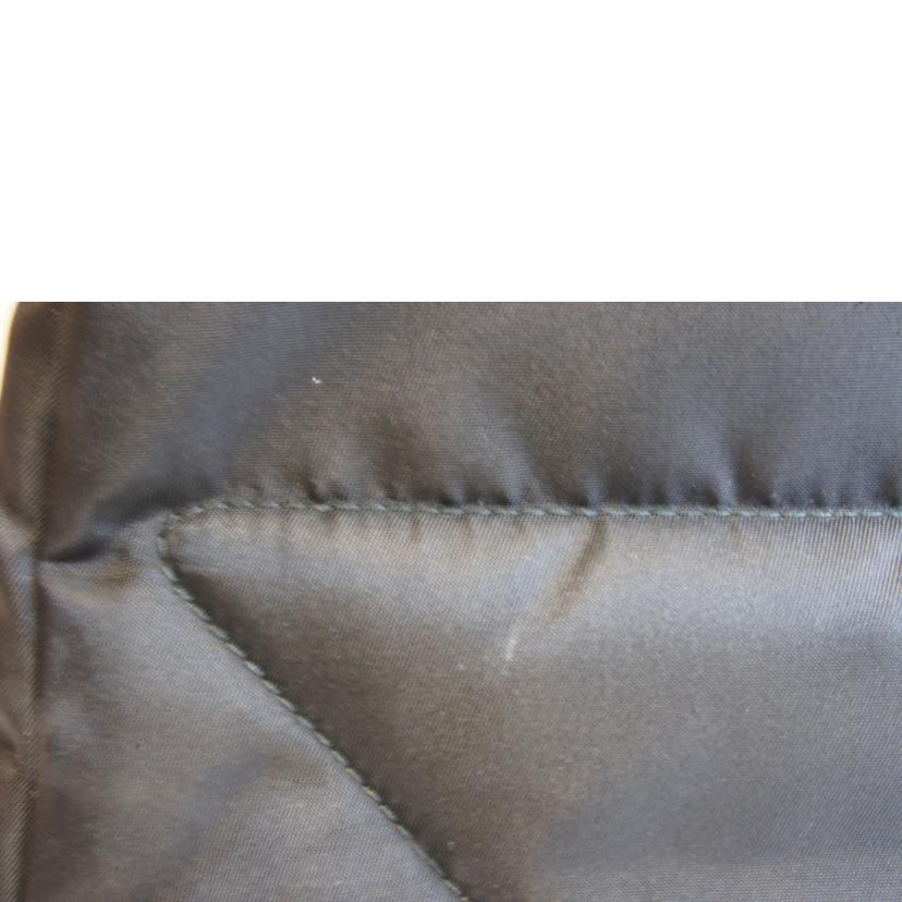 PRADA プラダ/Re-Nylon リナイロントライアングルショルダーバッグブラック/2VZ092//SAランク/92
