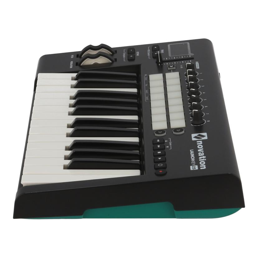 NOVATION ノベーション /MIDIキーボードコントローラー/LAUNCHKEY 25 MKII//A497287035819/Bランク/69