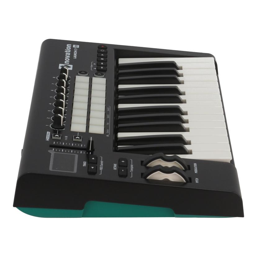 NOVATION ノベーション /MIDIキーボードコントローラー/LAUNCHKEY 25 MKII//A497287035819/Bランク/69