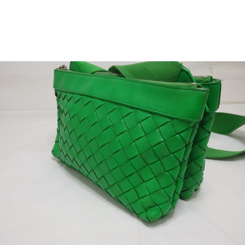 BOTTEGAVNETA ボッテガヴェネタ/イントレチャート/レザーワンショルダーバッグ/グリーン/9261181359276//ABランク/84