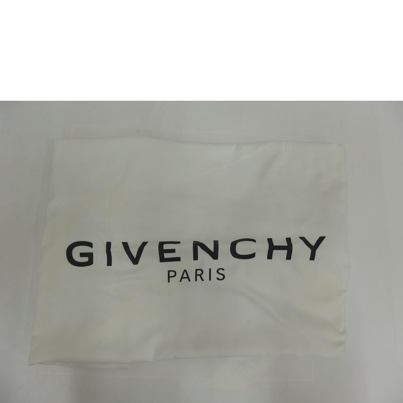 GIVENCHY ジバンシー/レザースタッズバックパック/黒//BJ0*******/Aランク/82
