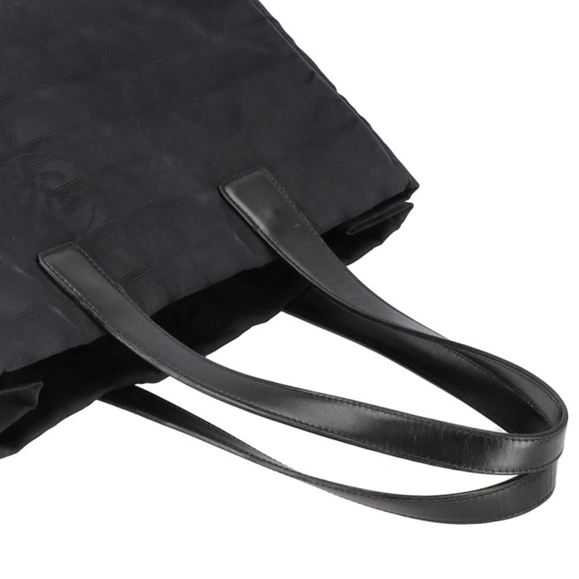 CHANEL/ニュートラベルライン/トートMM/A15991//889****/Aランク/85