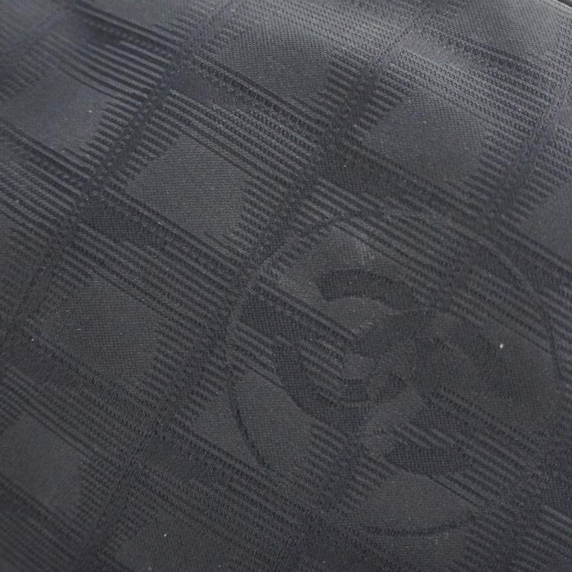 CHANEL/ニュートラベルライン/トートMM/A15991//889****/Aランク/85