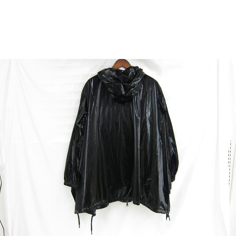 MONCLER モンクレール/MONCLER ポンチョ ダウンジャケット/C-ZIND-21-16921//Aランク/82