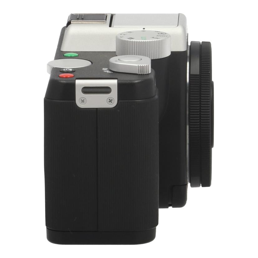 PENTAX ペンタックス/デジタル一眼 40mmレンズキット/K-01 40mmレンズキット//4288240/Bランク/05