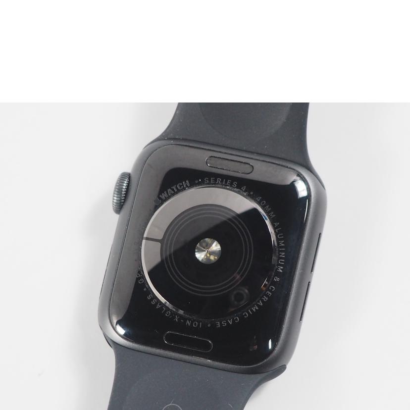 Apple アップル/Apple Watch Series 4 GPS 40mm アルミニウム /MU662J/A//FHLZ69E7KDH3/Bランク/79