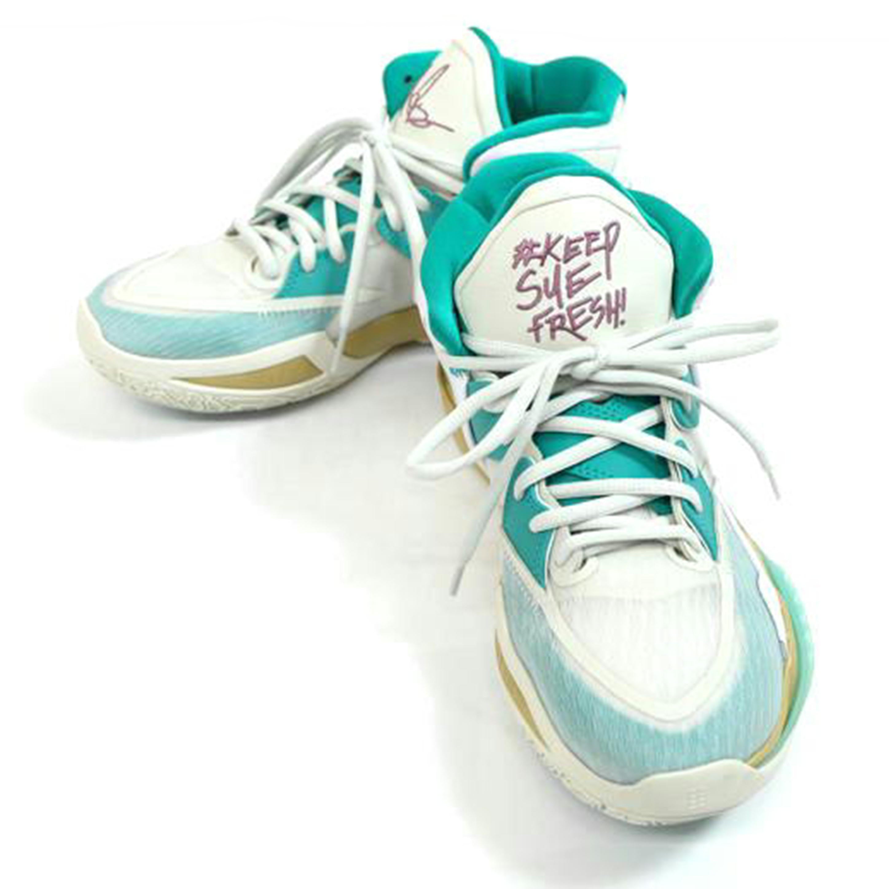 NIKE ナイキ/カイリーインフィニティ/DC9134-002//Aランク/71