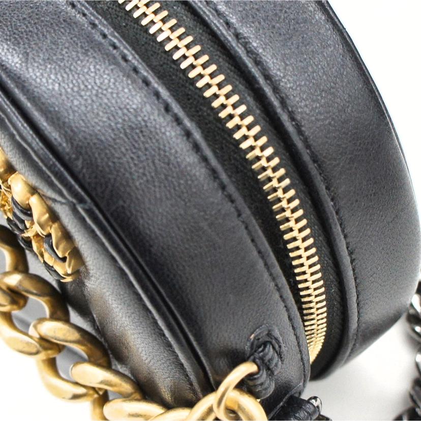 CHANEL シャネル/マトラッセチェーンラウンドポーチ/ラムスキンGD金具//310*****/Aランク/75