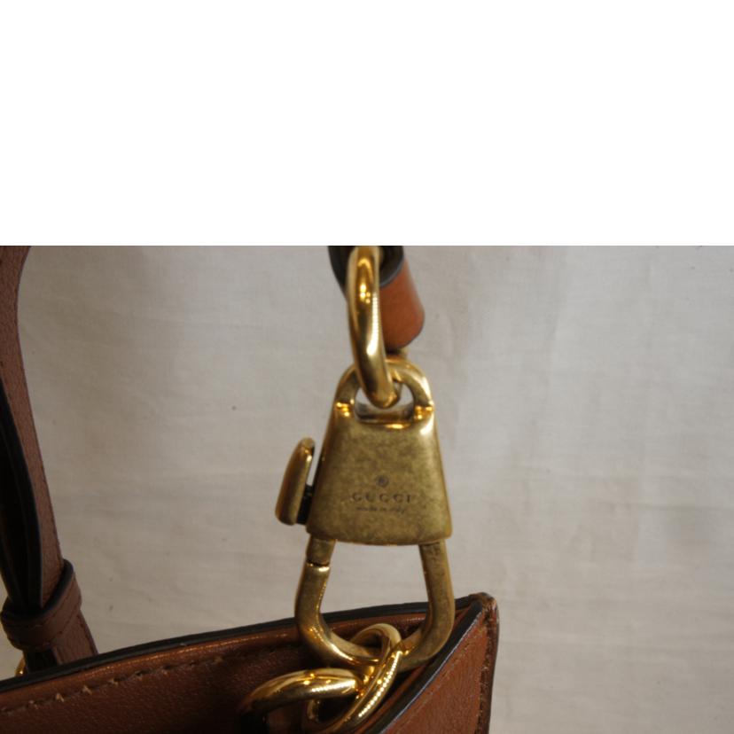 GUCCI グッチ/ダイアナ/バンブーハンドル/GGマーモント/660195//493***/Aランク/92