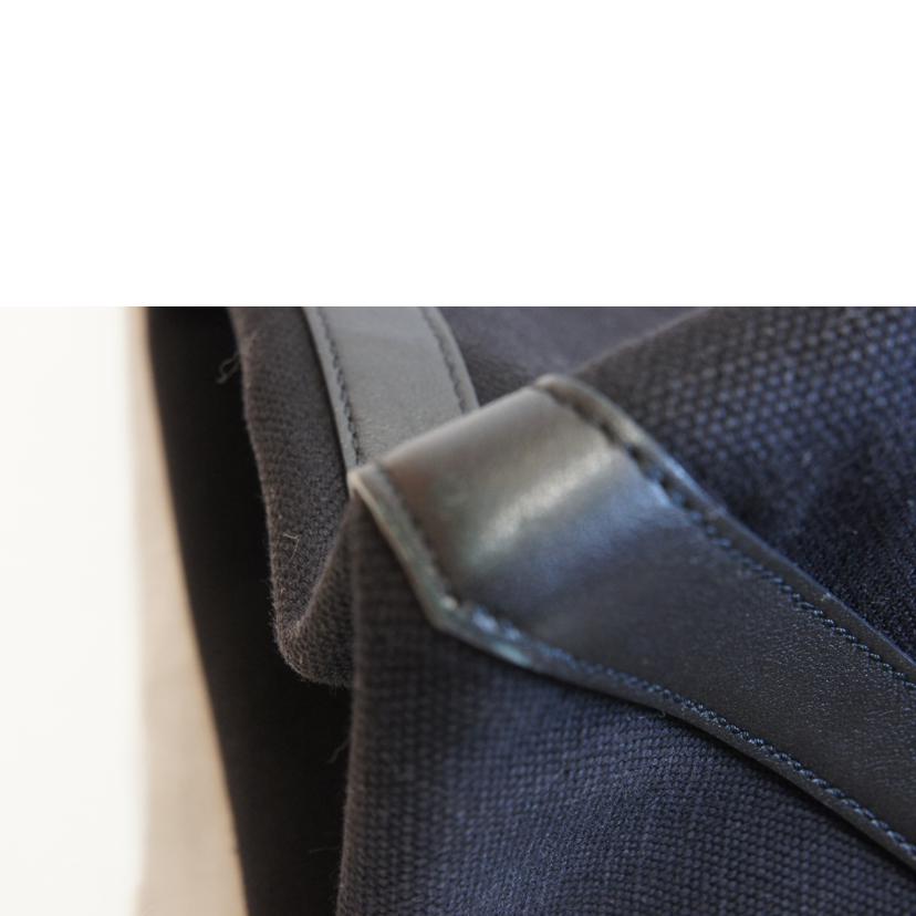 VALENTINO ヴァレンティノ/VLTNマルチロゴキャンバストートブラック/VY2B0A34GWU//ABランク/92