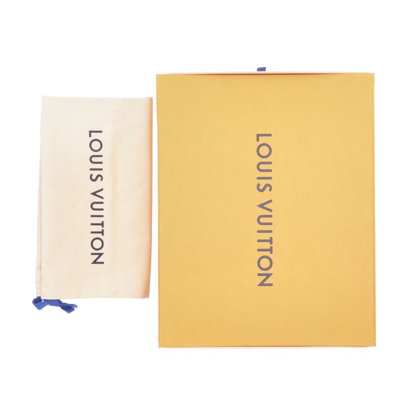 LV ルイ・ヴィトン/オーバーザムーン/ピンク/M59915// IC****/Aランク/18