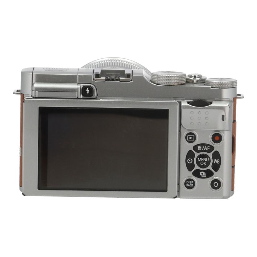FUJIFILM 富士フイルム /ミラーレス一眼 ダブルズームキット/X-A2 ダブルズームキット//58002702/Bランク/84