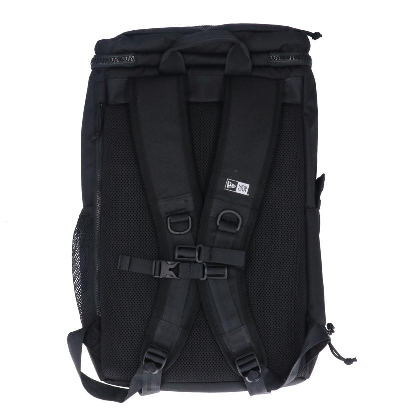 NEW ERA ニューエラ/ボックスパック 32L プリントロゴ アウトライン ブラック/13772579//Sランク/05