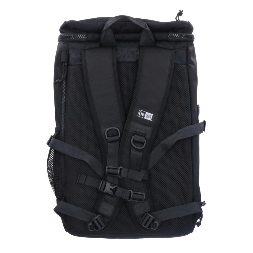NEW ERA ニューエラ/ボックスパック 32L プリントロゴ アウトライン ブラック/13772579//Sランク/05