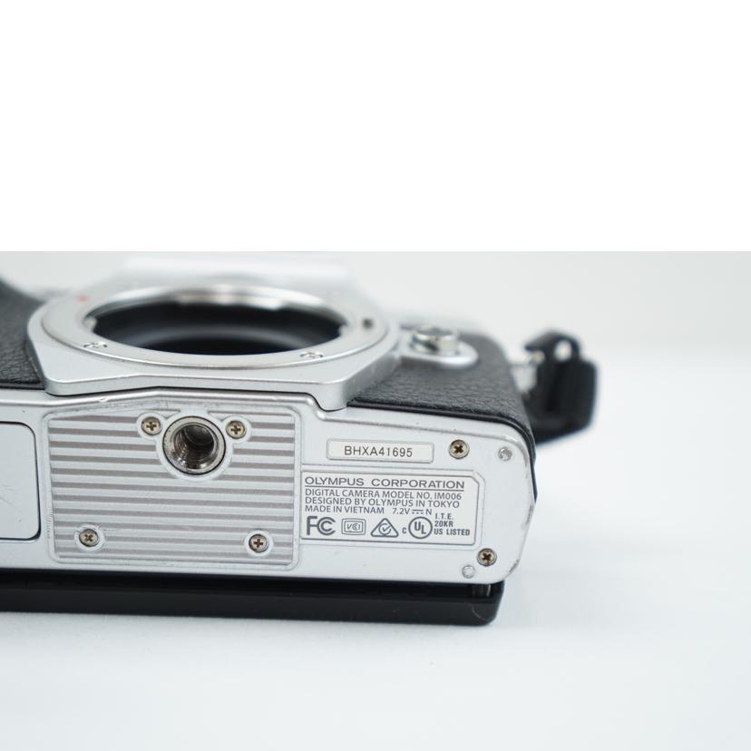 OLYMPUS オリンパス/ミラーレス一眼/E-M10 III ボディ//BHXA41695/ABランク/67