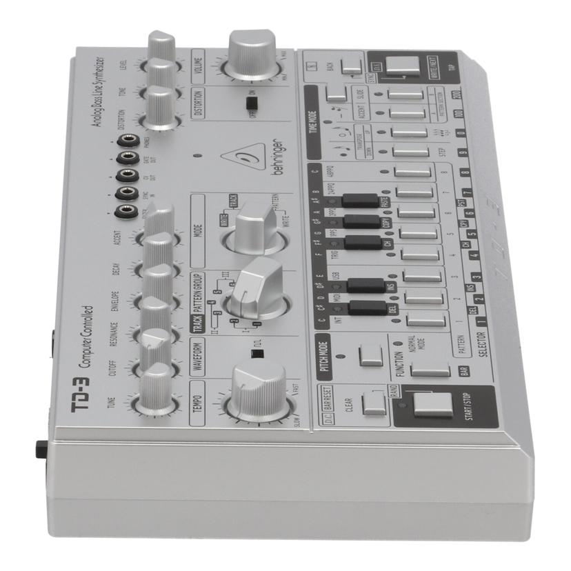 BEHRINGER ベリンガー /ベースシンセサイザー/TD-3 SR//S200702212DTD/Bランク/62