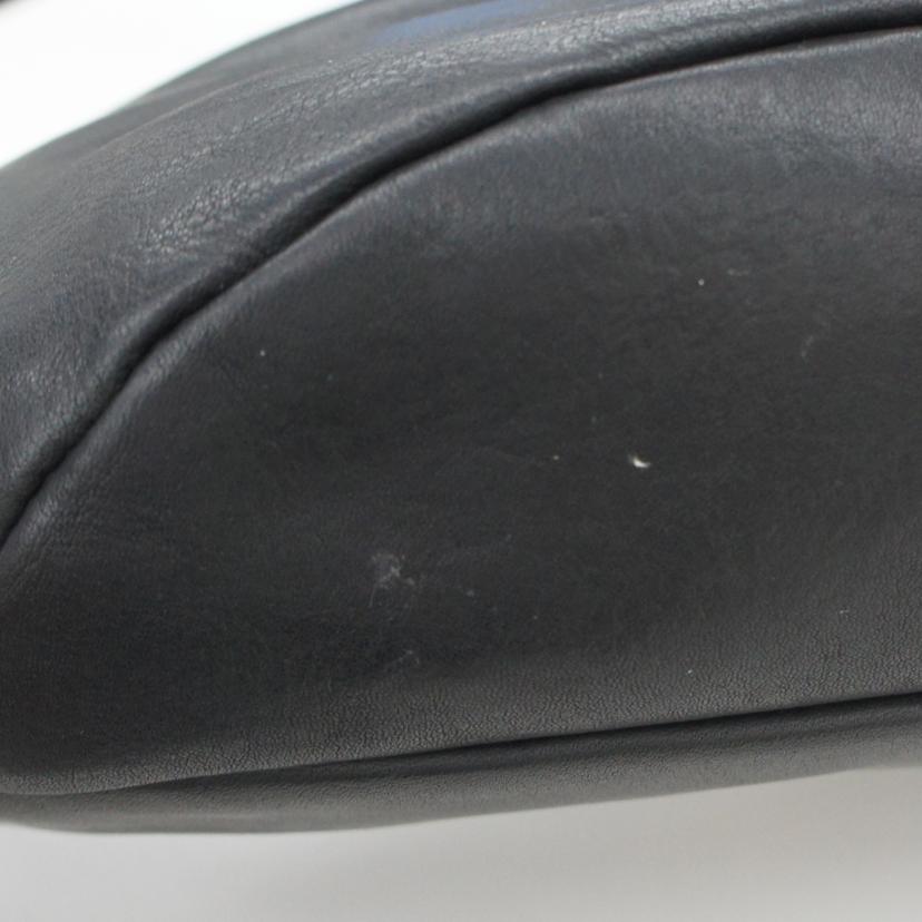 SLOW スロウ/レザーボディバッグ//Bランク/85