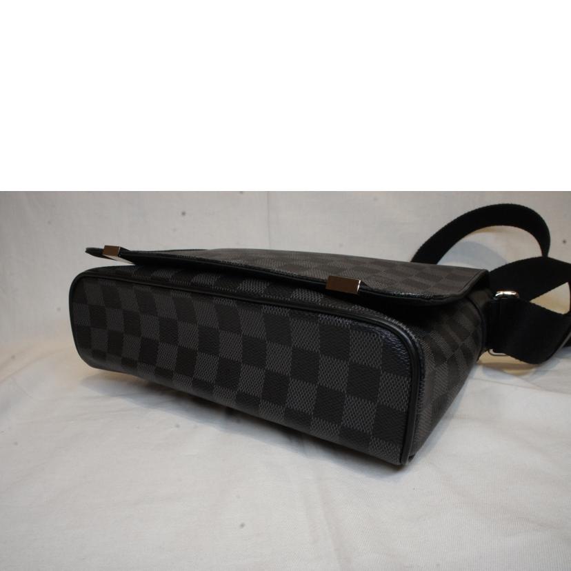 LOUIS VUITTON ルイヴィトン/ディストリクトPM NM/ダミエ/グラフィット/N41028//CA0***/Aランク/92