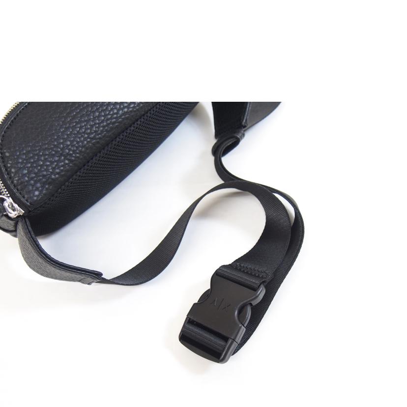 ARMANI.E アルマーニ/レザーボディバッグ//Aランク/71