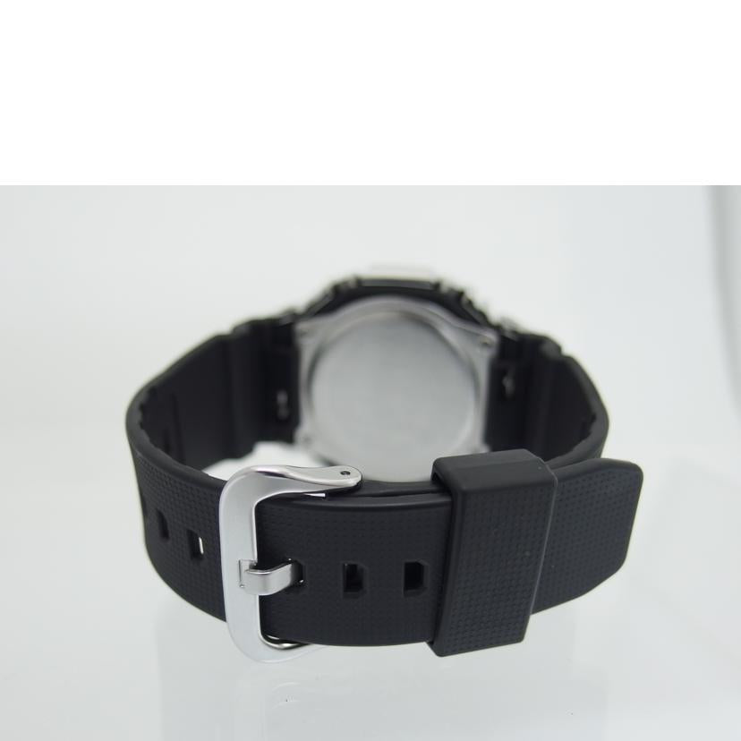 CASIO カシオ/G-SHOCK/2100シリーズ/メタルカバード/クォーツ/GM-2100-1AJF//B6K***/Aランク/04