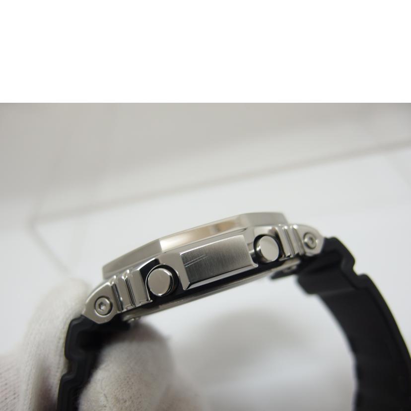 CASIO カシオ/G-SHOCK/2100シリーズ/メタルカバード/クォーツ/GM-2100-1AJF//B6K***/Aランク/04