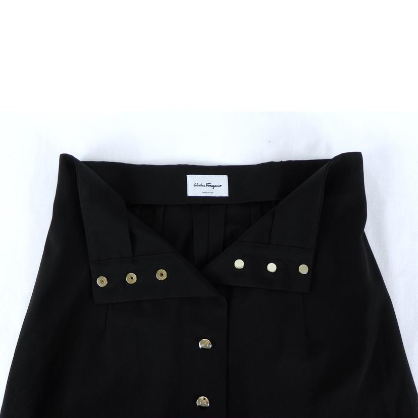 salvatore Ferragamo サルバトーレ フェラガモ/前ボタンスカート//ABランク/81