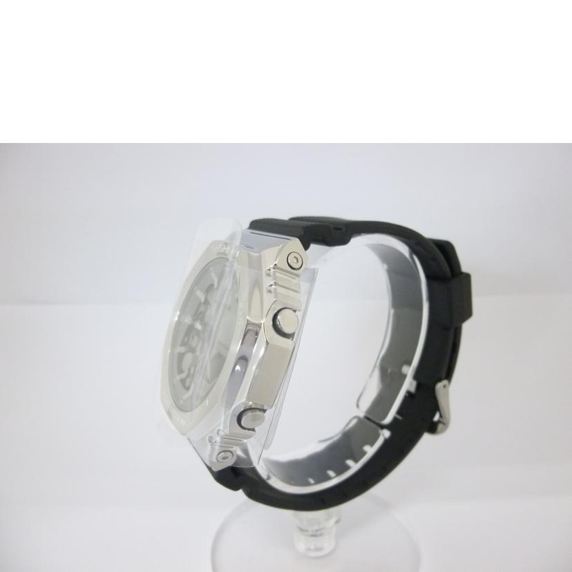 CASIO カシオ/G-SHOCK/2100シリーズ/メタルカバード/クォーツ/GM-2100-1AJF//E3F***/SAランク/88