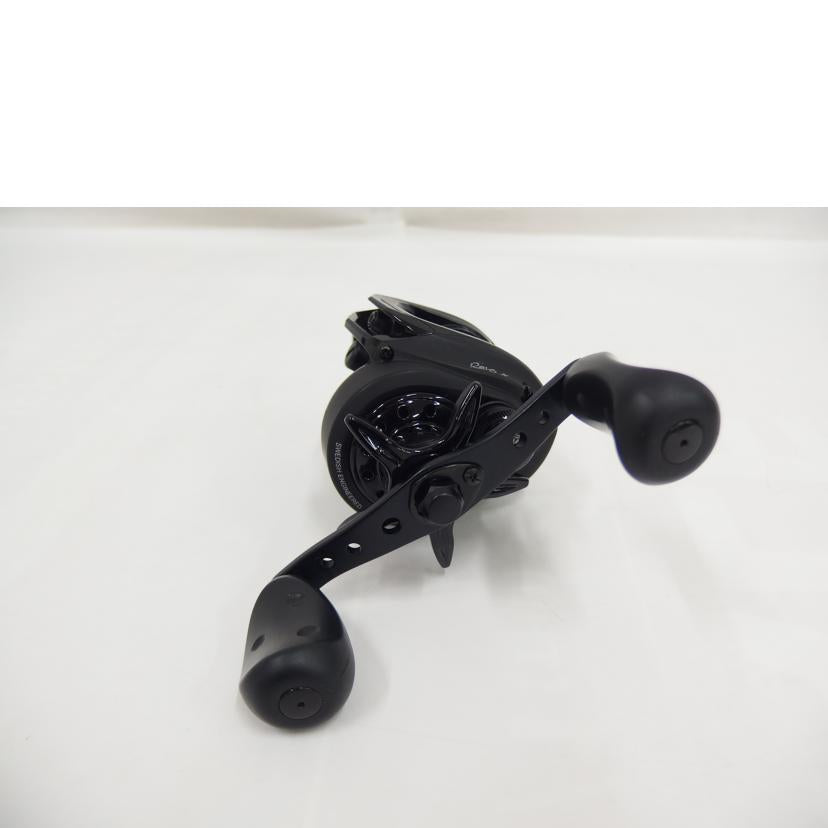 Abu Garcia アブガルシア/リール/Revo X//Bランク/82