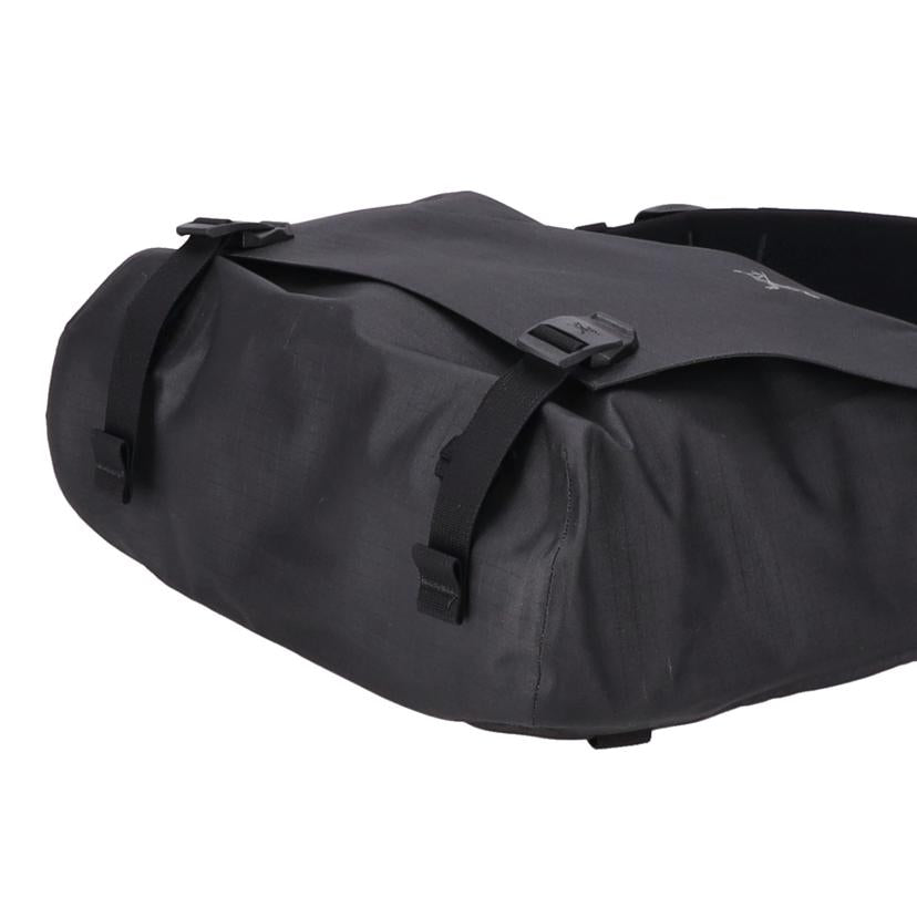 ARC'TERYX アークテリクス/グランヴィル 10 クーリエ バッグ/23996-133664-09//Bランク/05