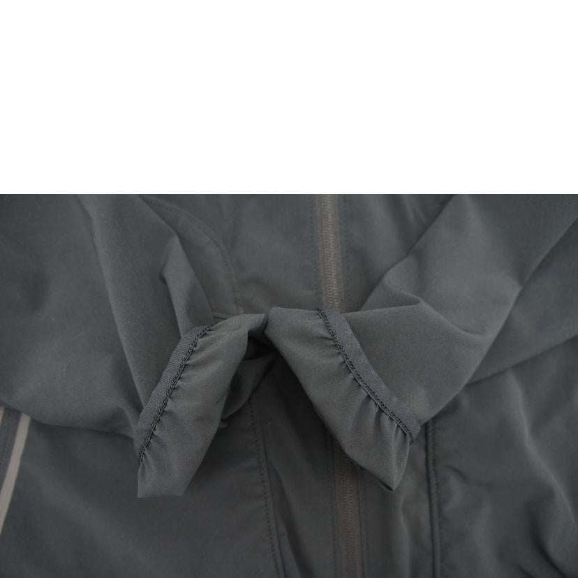 アンダーアーマー アンダーアーマー/UAプロジェクトロックアンストッパブルジャケット/1377425//ABランク/85