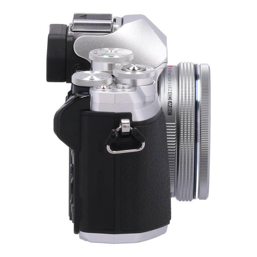 OLYMPUS オリンパス /ミラーレス一眼 ダブルズームキット/E-M10 MarkIII EZダブルズームキット//BHXA78907/Bランク/82