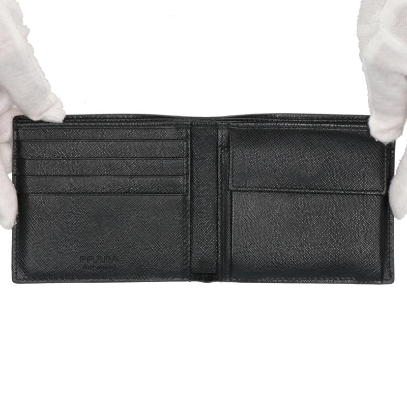PRADA プラダ/サフィアーノ二つ折り財布/ブラック/2M0738//ABランク/75