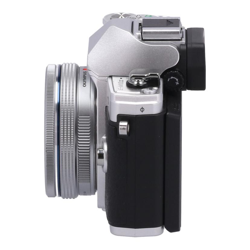 OLYMPUS オリンパス /ミラーレス一眼カメラ ダブルズームキット/OM-D /E-M10 MarkIII EZダブルズームキット//BHXB25762/Bランク/62