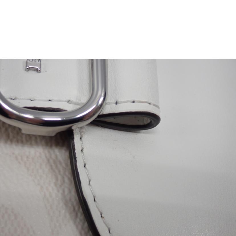 COACH/チェーンミニショルダーバッグ/シグネチャー/白/CK439//Aランク/62